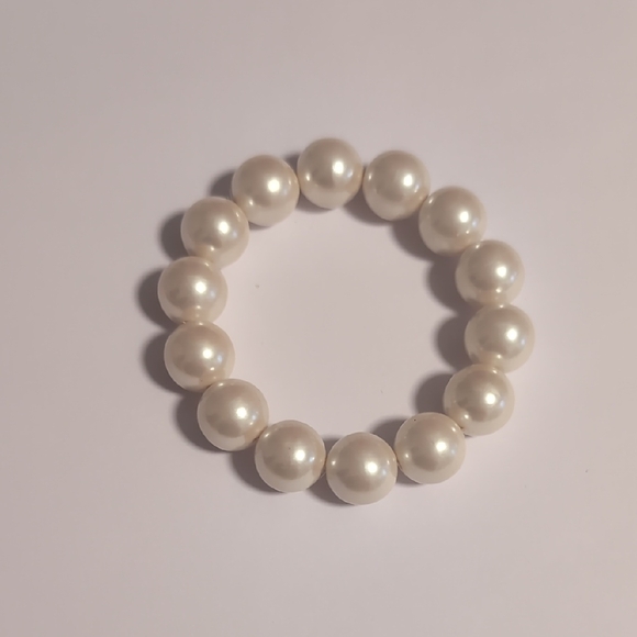 Elegant Chunky Cream Pearl‎ Beaded Stretch Bracelet - Picture 1 of 4